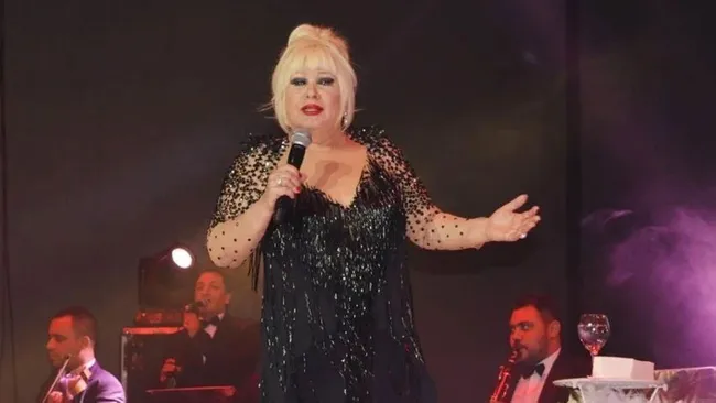 Usta Sanatçı Muazzez Abacı Yoğun Bakıma Alındı, Sevenleri Endişede