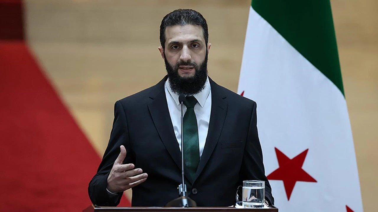 saraya-yonelik-yaptirimlar-kaldirildi-trump-ile-beyaz-sarayda-gorusecegi-aciklanmisti-oyow