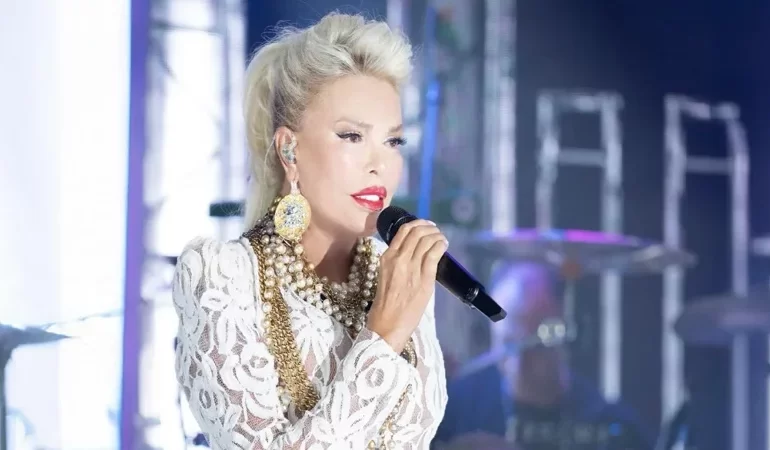 AJDA PEKKAN’IN BODRUM’DAKİ LÜKS VİLLASINA 30 MİLYON TL’LİK YENİ DOKUNUŞ