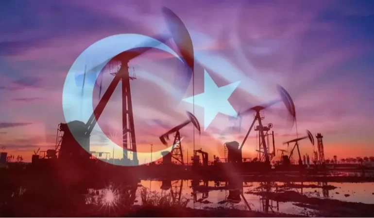 PAKİSTAN İLE TARİHİ PETROL VE GAZ ANLAŞMASI İMZALANDI